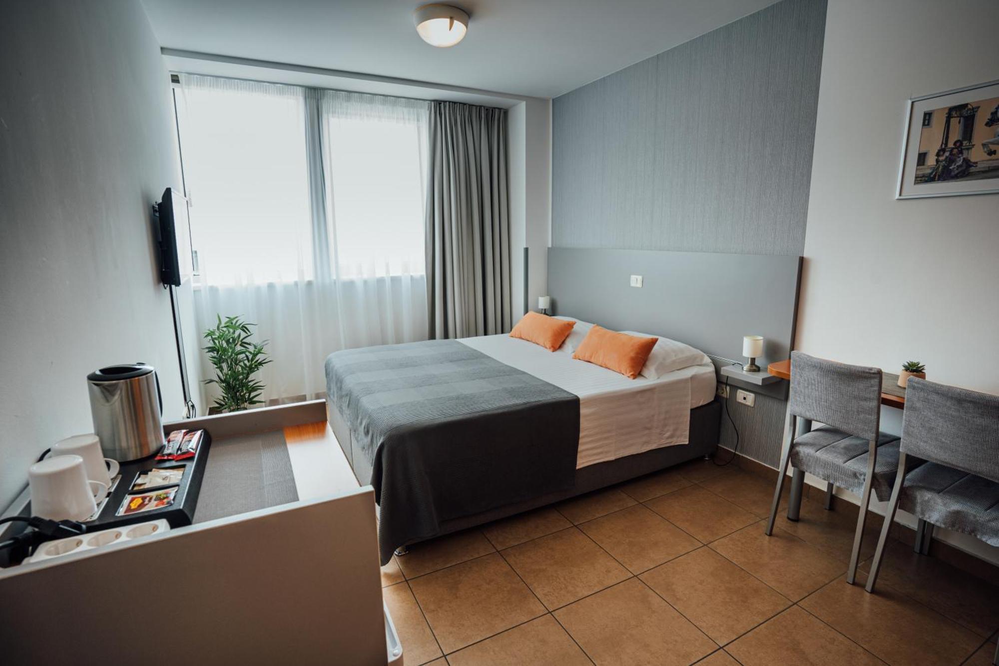 Sobe Rooms Nataly Sezana Ngoại thất bức ảnh